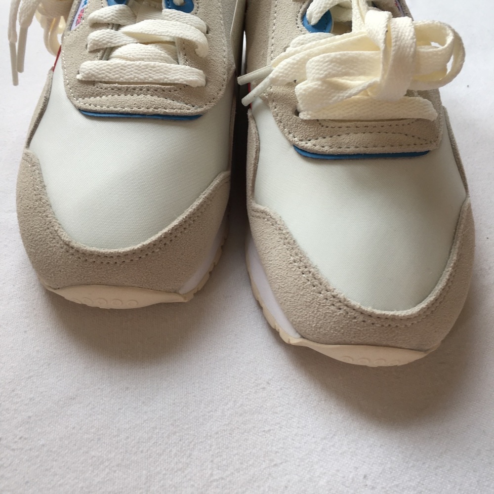 NWT Reebok Classic Nylon Shoes Sneakers - Picture 15 of 15